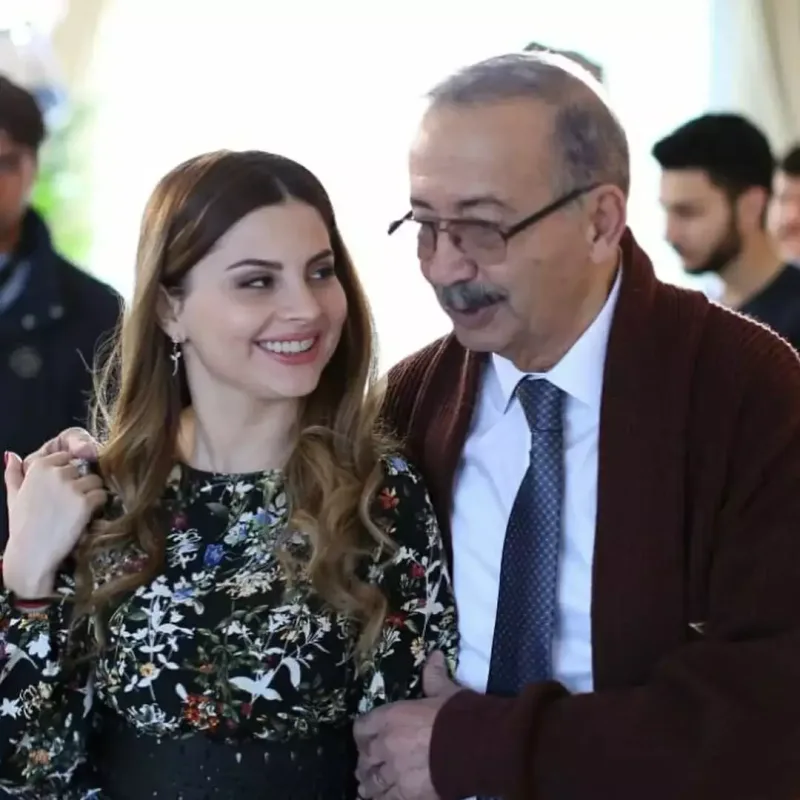 “Aynişana ata nəvazişi göstərdiniz…”