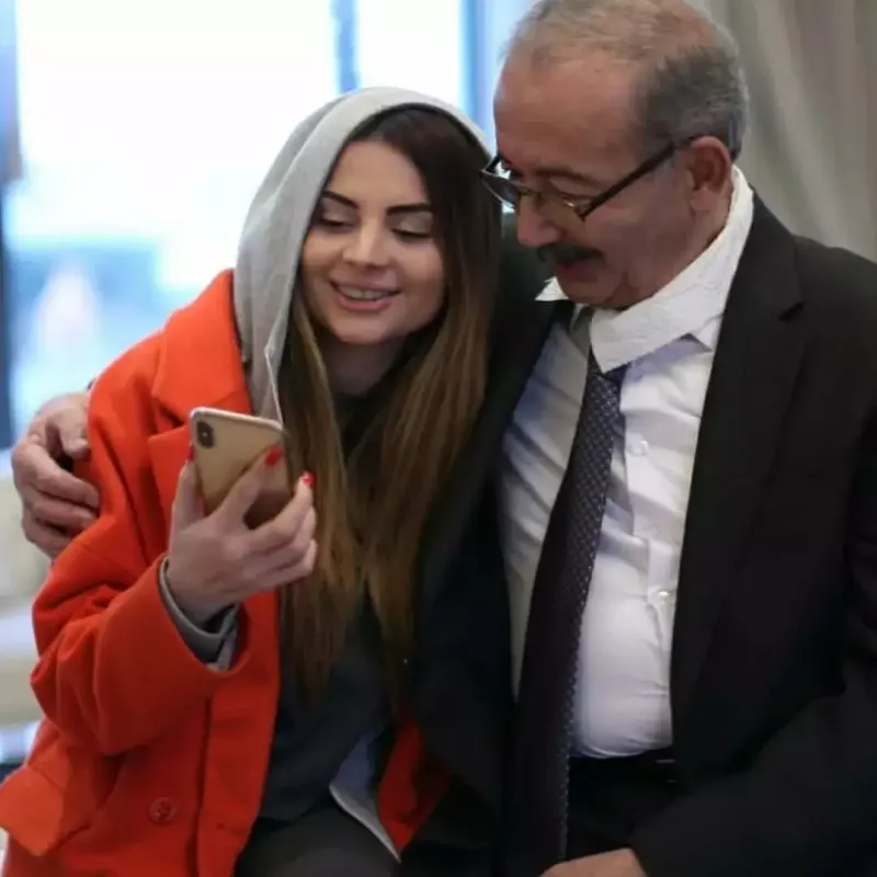 “Aynişana ata nəvazişi göstərdiniz…”