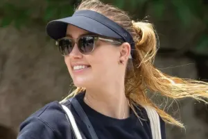 Hollivudu tərk etdiyi deyilmişdi...