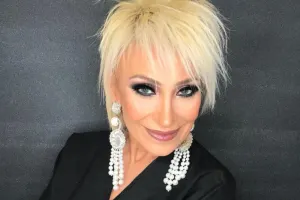 Nənə olsa, teatrdan gedəcək