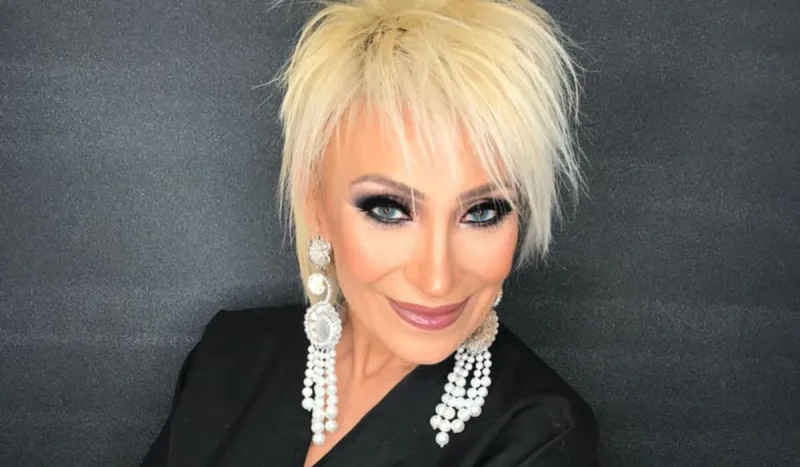 Nənə olsa, teatrdan gedəcək