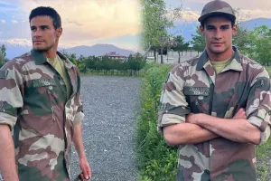 “Bülent” əsgərlikdən qayıtdı