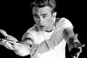 68 ildən sonra əşyalarını satdılar