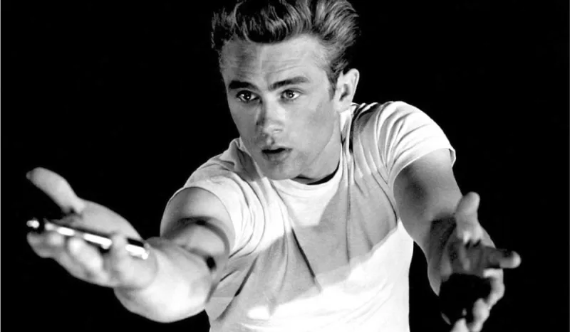 68 ildən sonra əşyalarını satdılar