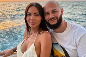 Siqaret və alkoqolu atdı