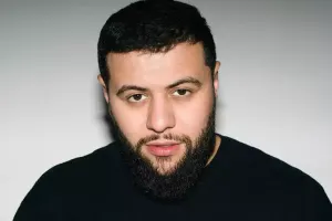 Məktəb illərindəki ən pis hərəkətindən danışdı