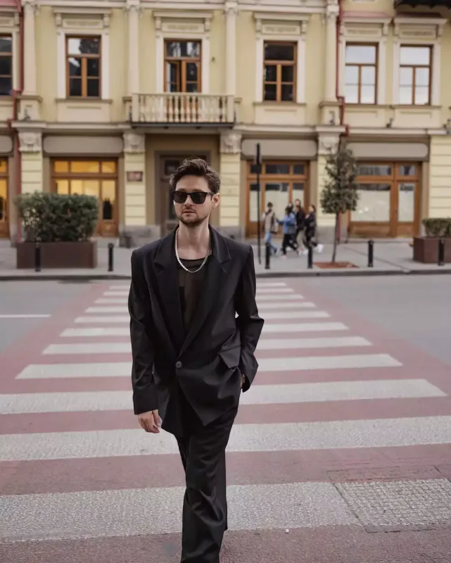 “Heç olmasa, gələn ilki qədər yaşlı deyiləm”