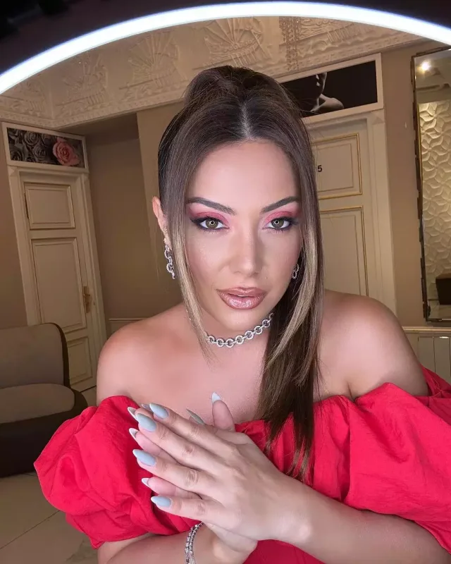 “Kimin dədəsi yanındadırsa, ondan örnək götürsün”