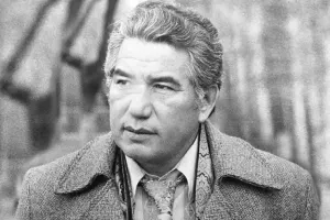 Çingiz Aytmatovun abidəsi ilə bağlı açıq müsabiqə