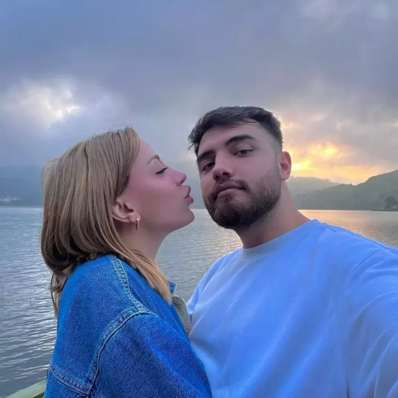 İlk dəfə sevgilisini göstərdi