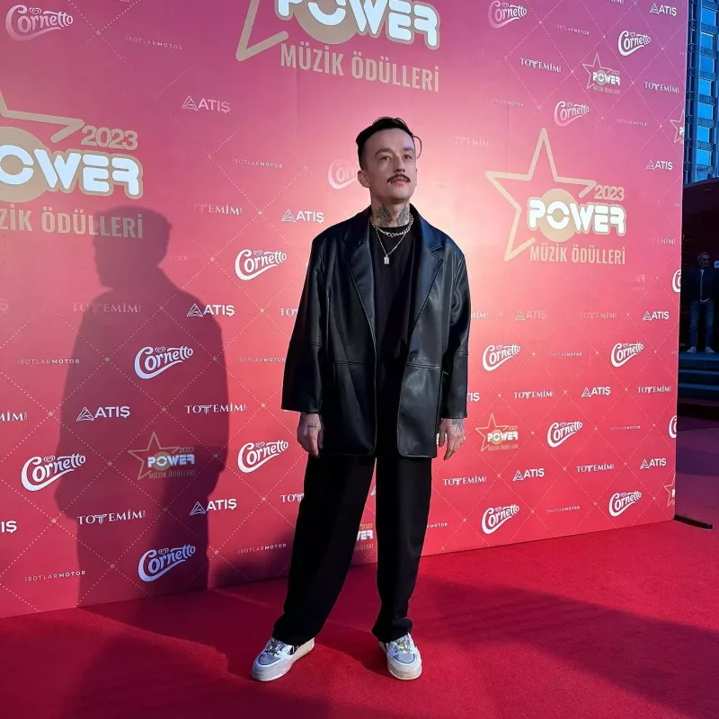 Türk məşhurları birləşdirən gecə