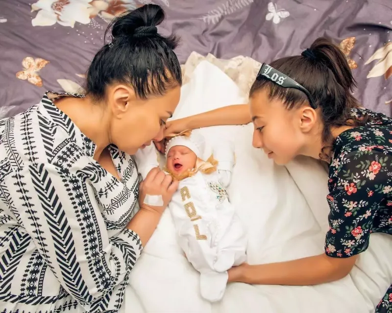 “Qızı məhkəməyə gəlməkdən imtina edir”