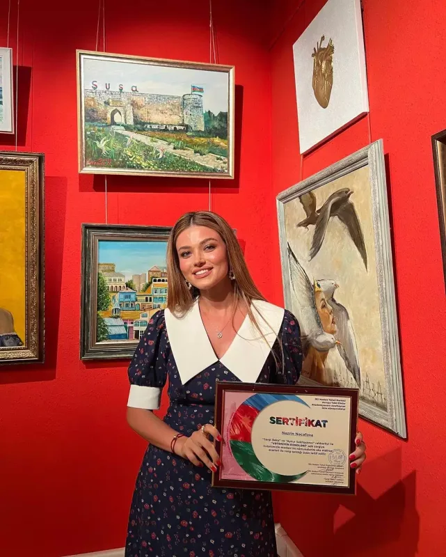 Mələkxanımın qızı təltif etdilər