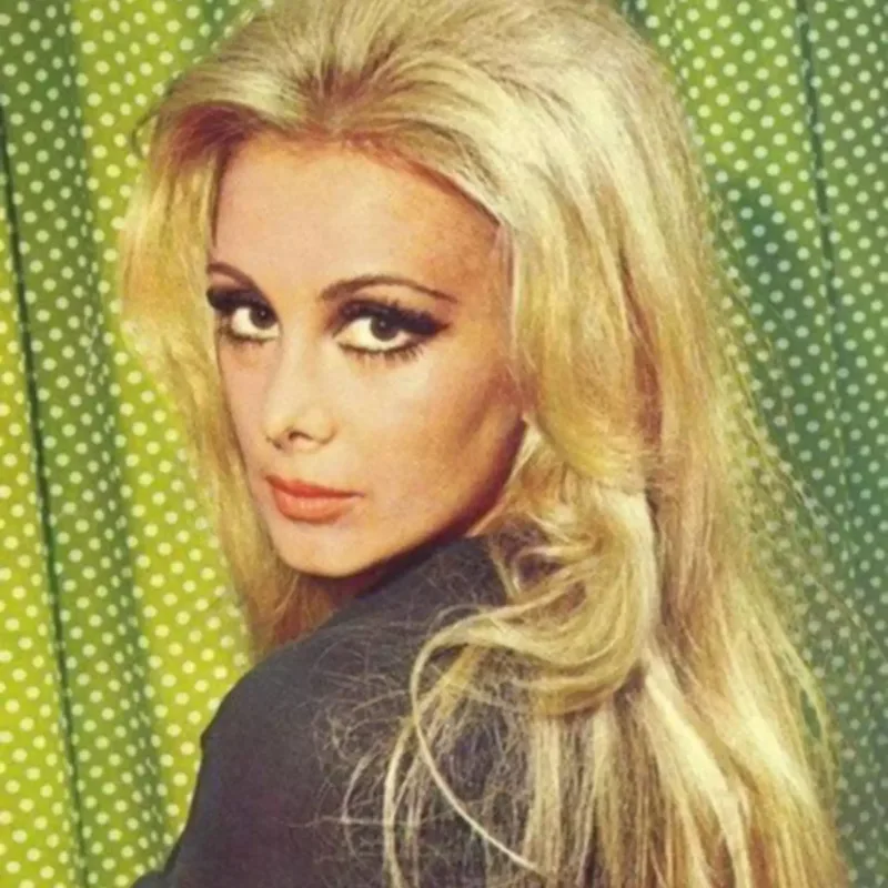 Xərçəng olan Filiz Akının vəziyyəti pisdir