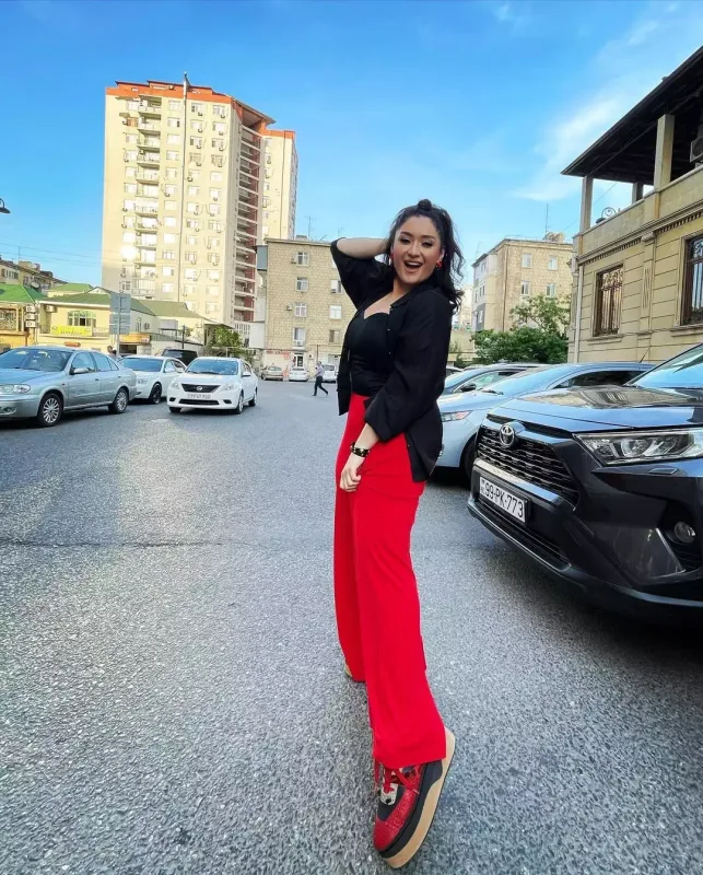 Nərmin reperlə görüntüləndi