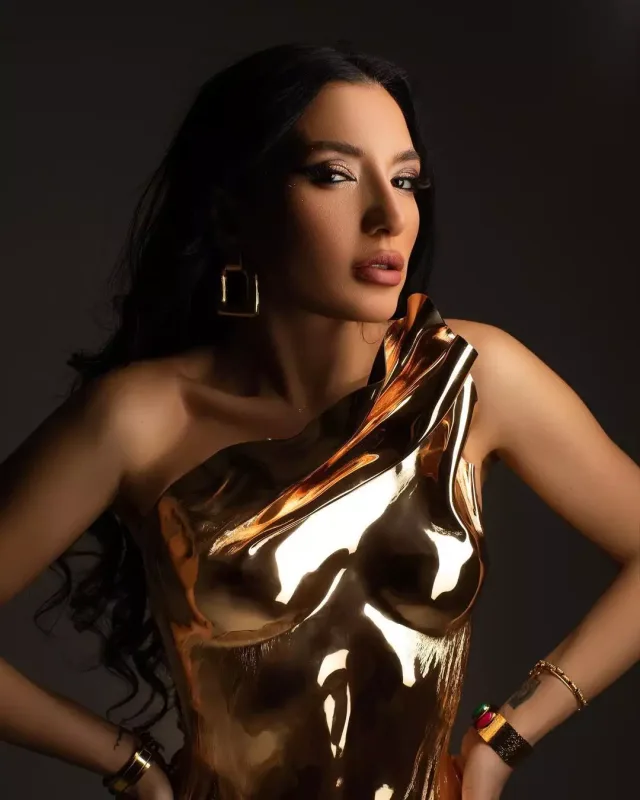 Maya Diabın onu təkrarladığını deyir…