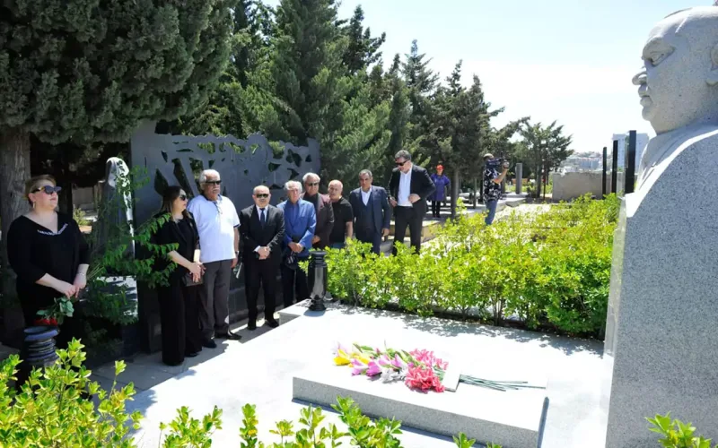 Siyavuş Aslanla oğlunu ziyarət etdilər