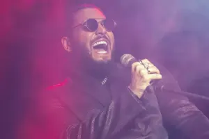 Ayazın mahnısına 100 min video çəkildi