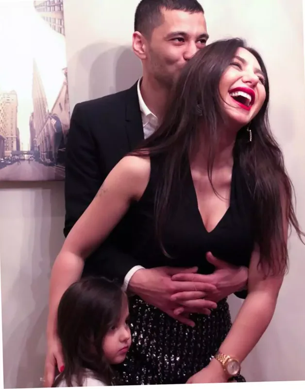 Günel Hümbətova boşanır!