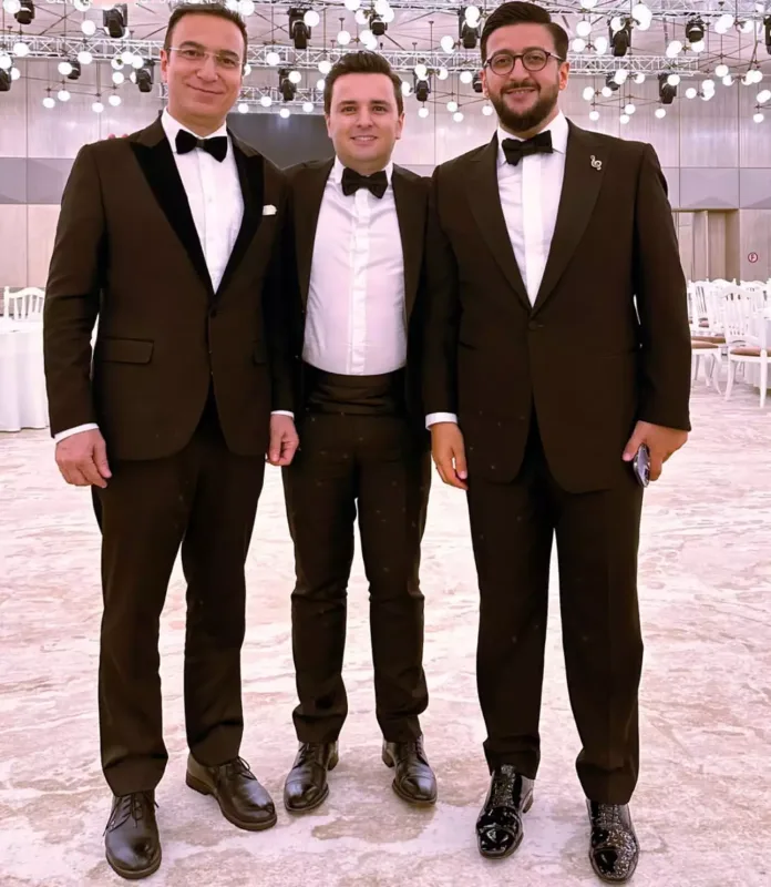 Prezidentlərin qarşısında kimlər çıxış etdi?