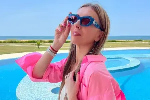 Məşhur rus aparıcı Bakıdan fotolar paylaşdı