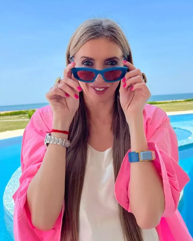 Məşhur rus aparıcı Bakıdan fotolar paylaşdı