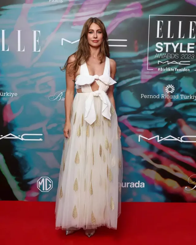 “Elle Style” gecəsində qırmızı xalı