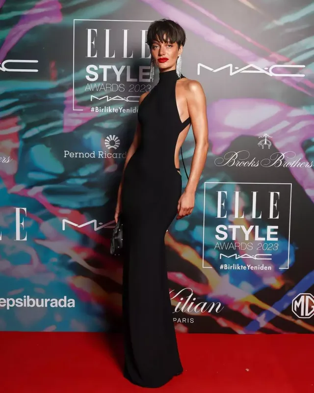 “Elle Style” gecəsində qırmızı xalı