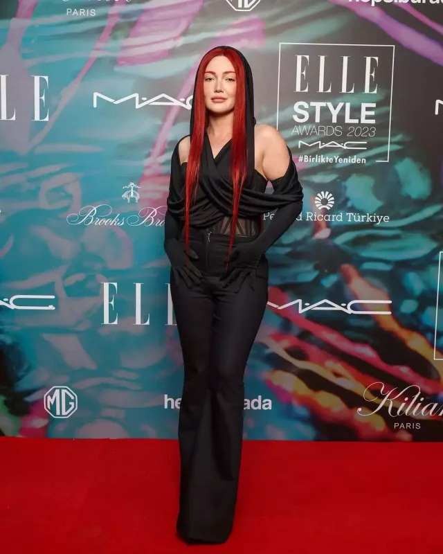 “Elle Style” gecəsində qırmızı xalı
