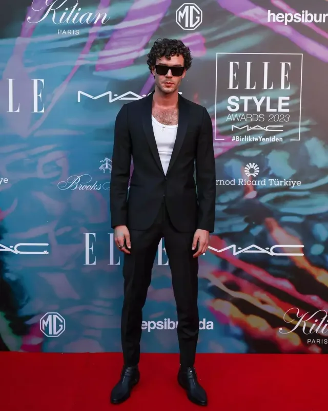 “Elle Style” gecəsində qırmızı xalı