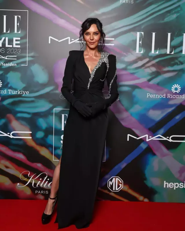 “Elle Style” gecəsində qırmızı xalı