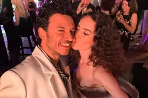 Buray sevgilisinin fotosunu paylaşdı