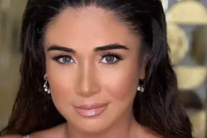 Elnarə DSX-dən aldığı maaşı açıqladı