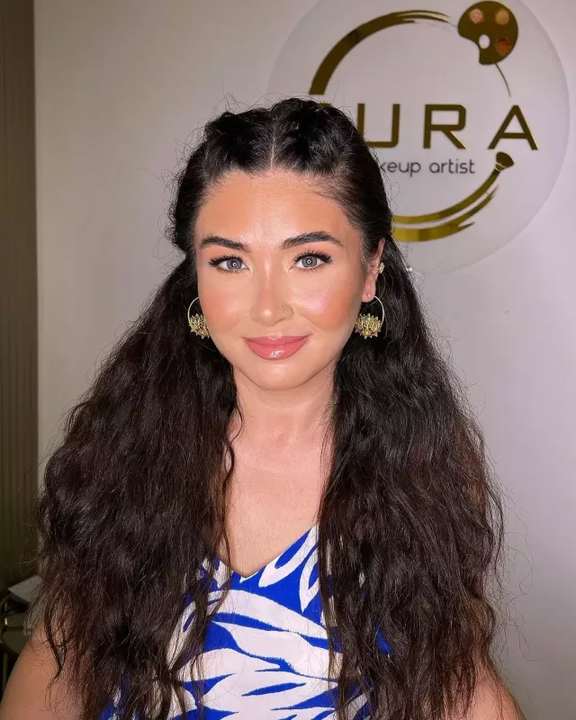 Elnarə DSX-dən aldığı maaşı açıqladı