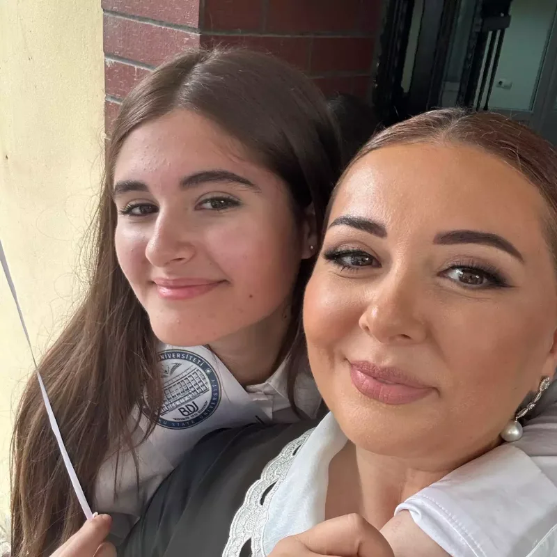 Lalənin qızı məzun oldu