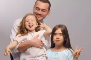 Emilin qızı da 4-cü sinifi tamamladı