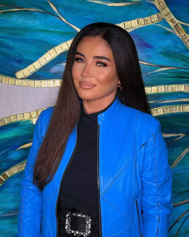 “Səni həmişə sevmişəm…” – Elnarədən Röyaya