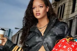Rihannna kişi kolleksiyasının siması oldu