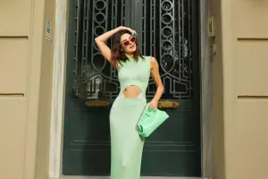 Nəsrindən italyan brendi üçün yaşıl “look”