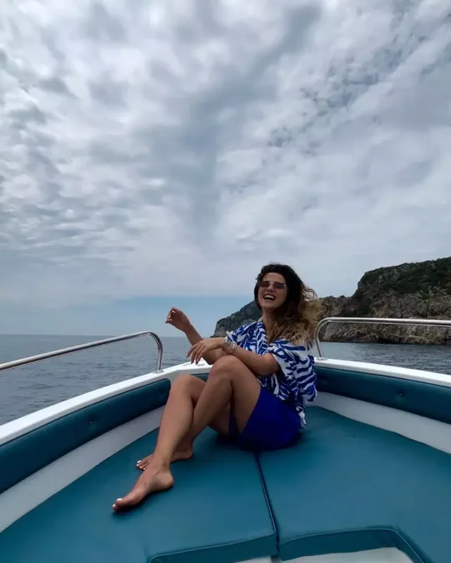 Zarinanın tətili...