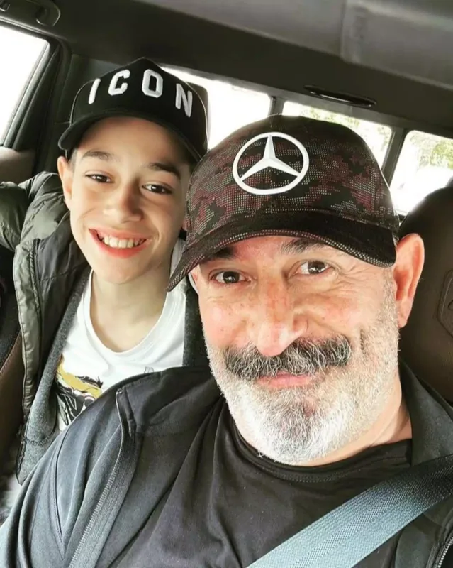 Məşhurların “Atalar günü” paylaşımları