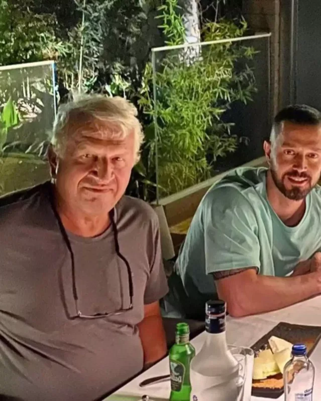 Məşhurların “Atalar günü” paylaşımları