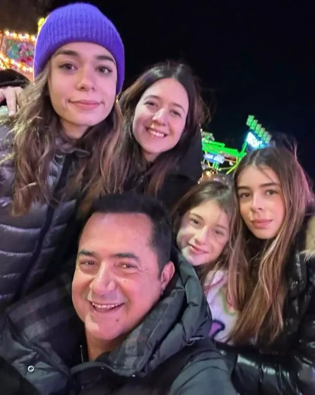 Məşhurların “Atalar günü” paylaşımları