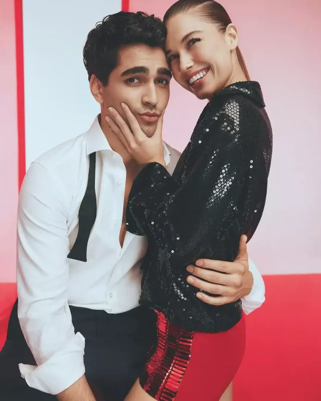 Birgə tətilə getdilər