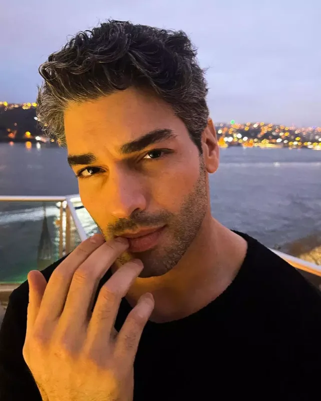 Şükrüylə Burcunun serialı başlayır