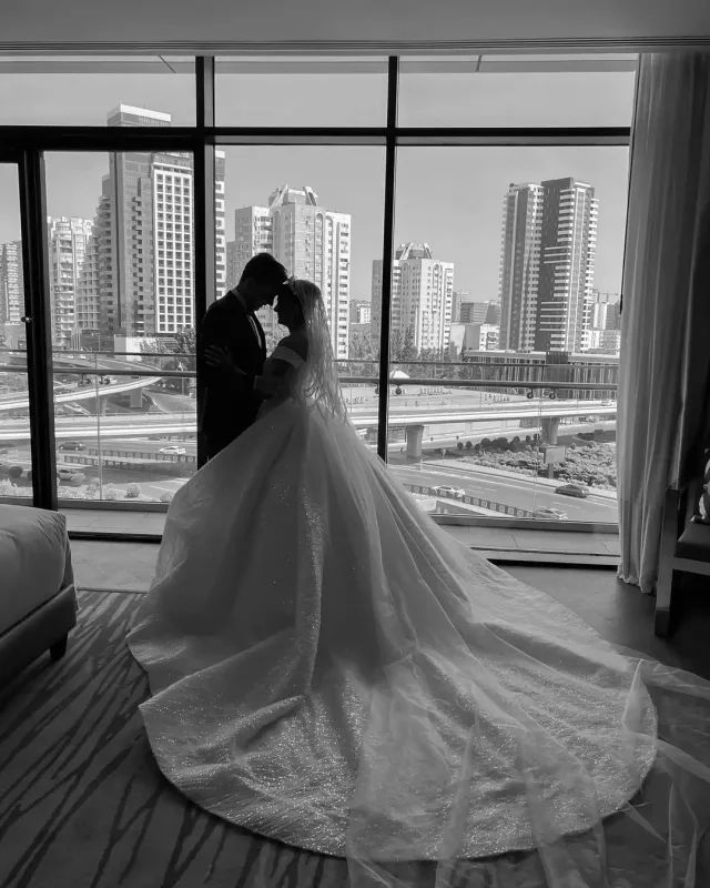 Məşhurlar TƏBİB sədrinin qızının toyunda!