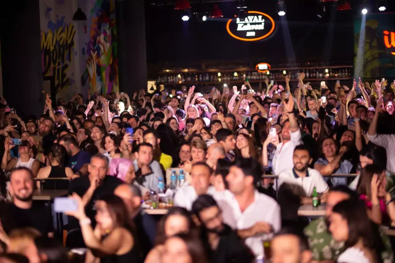 Röya ilə Rizvan izləyənləri 2000-lərə apardı