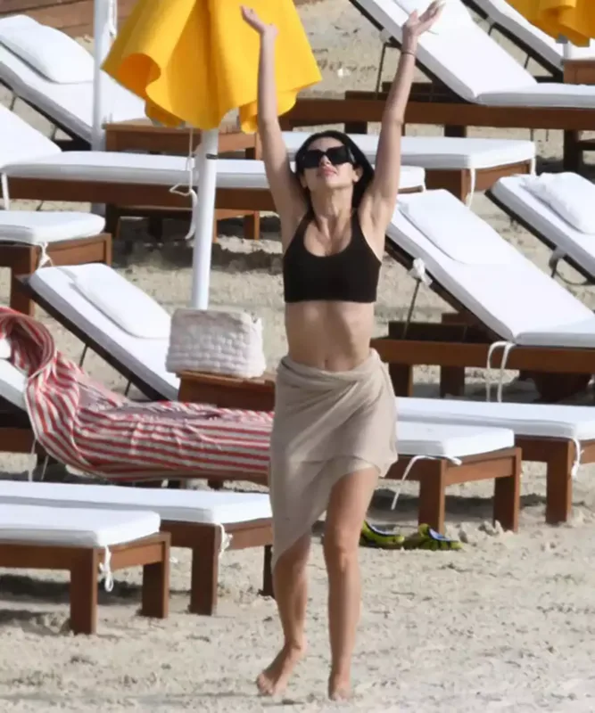 Nəsrini bir də belə görün