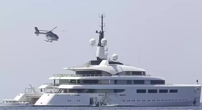 DiKaprio sevgilisini ailəsi ilə tanış etdi