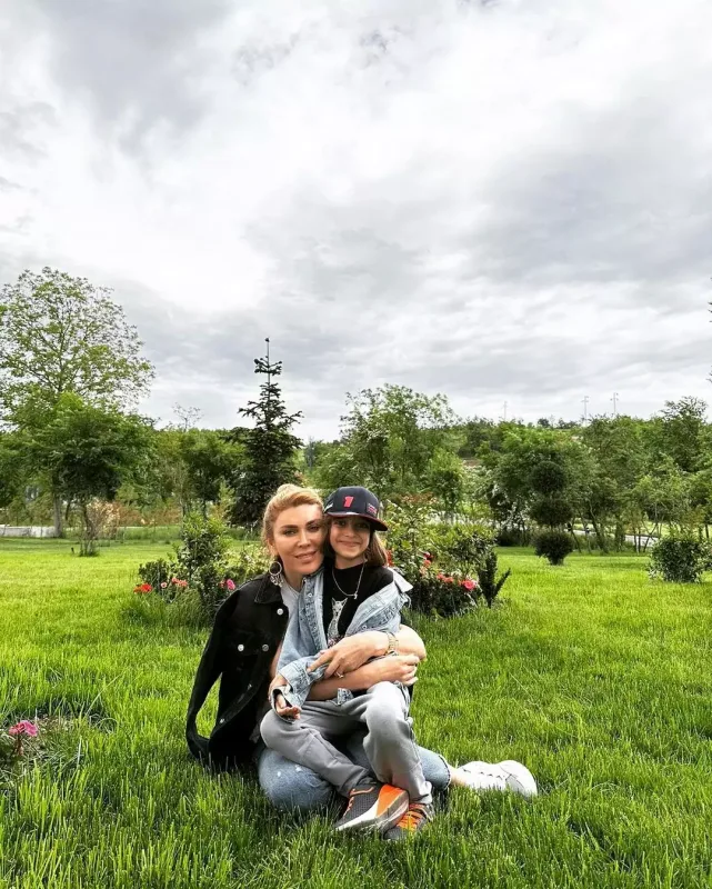 “Birinci övladıma sevgi verə bilməmişəm” - Xoşqədəm